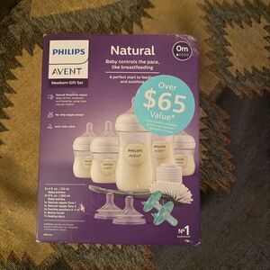 Philips Avent Natural Newborn Gift Set - Purple Box NWT